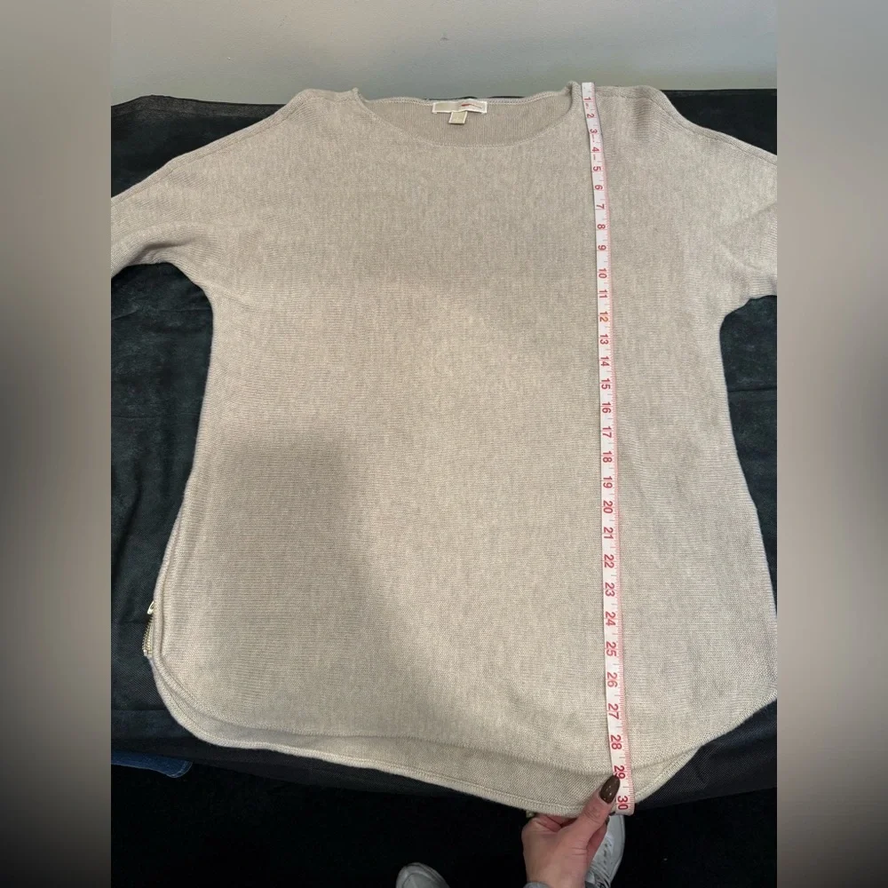 🔥Michel Kors  Beige Knit Sweater Sz L Zipper design🔥